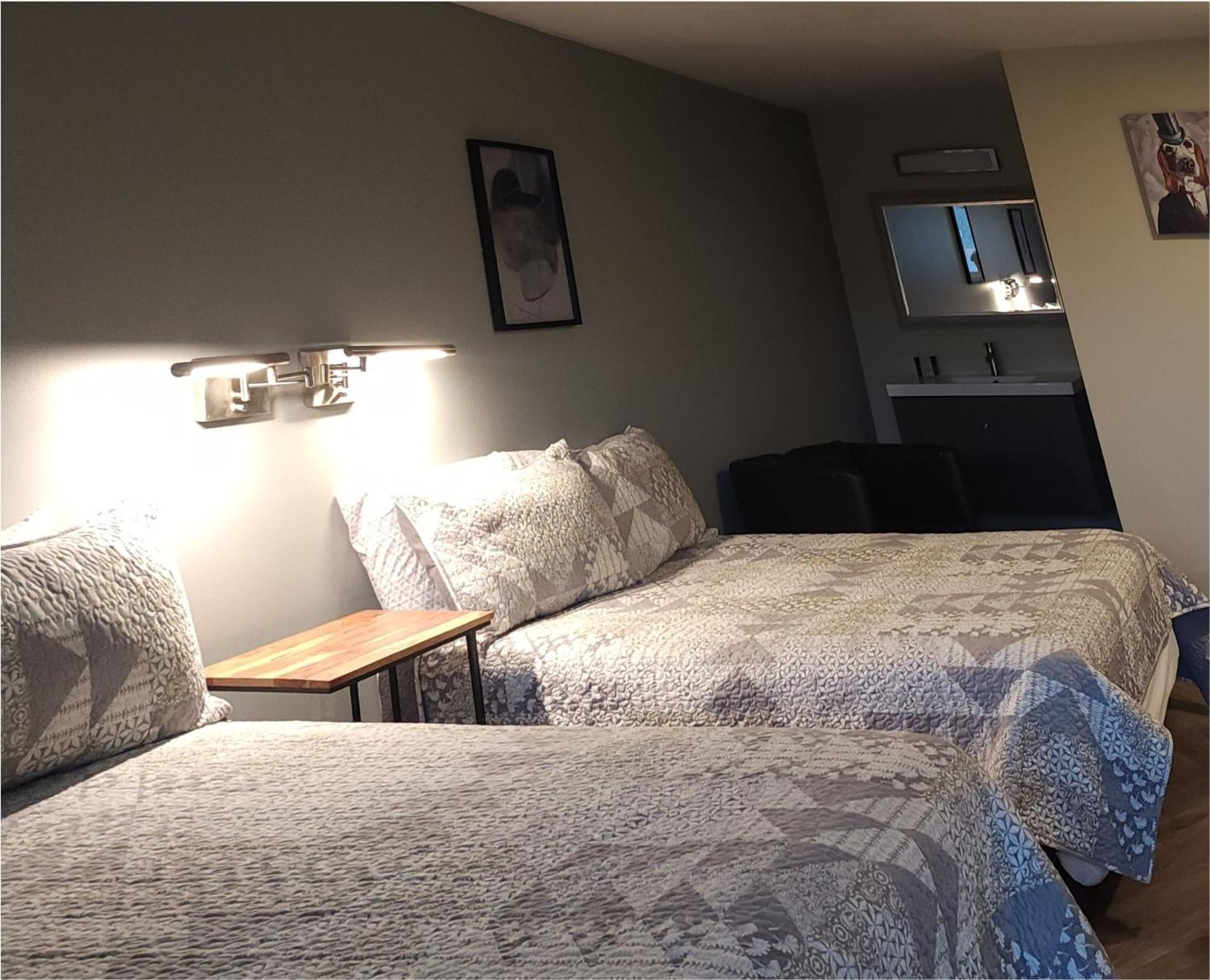 Hotel Lake Anna Glenora Bagian luar foto
